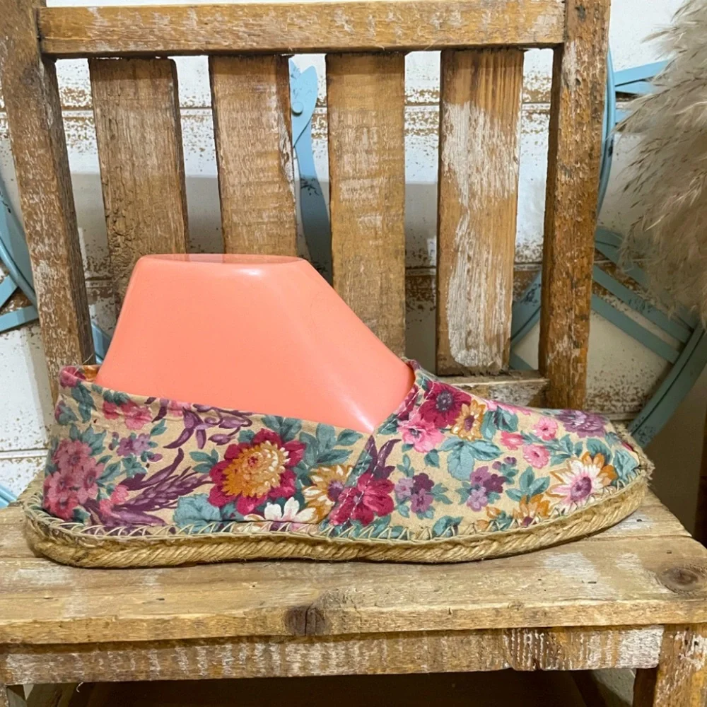 Biarritz Womens Espadrille Floral Shoes Fabric Slip On Rope Sole Spain Sz 8